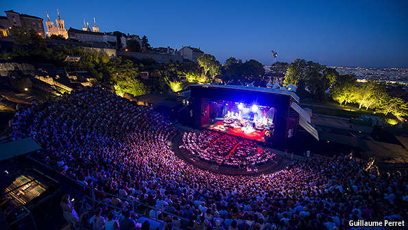 Well met by moonlight - Les Nuits de Fourvière